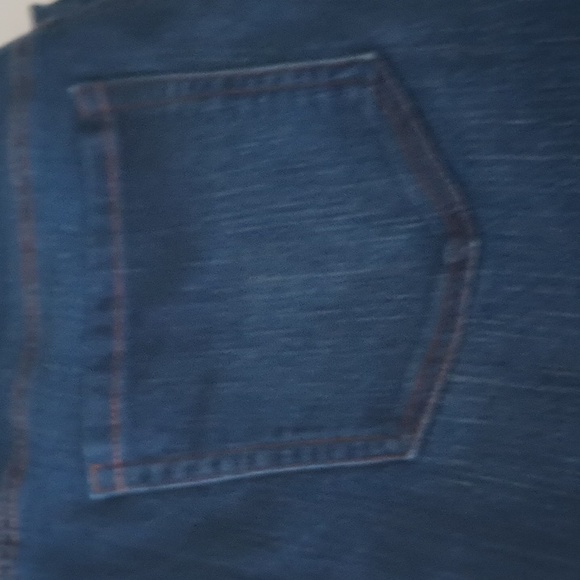 Terra and sky Capri jeans - Picture 3 of 3